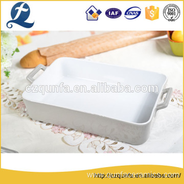 Two tone backer ceramic tray with handle